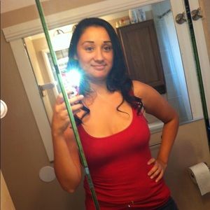 Meet your Posher, Monique